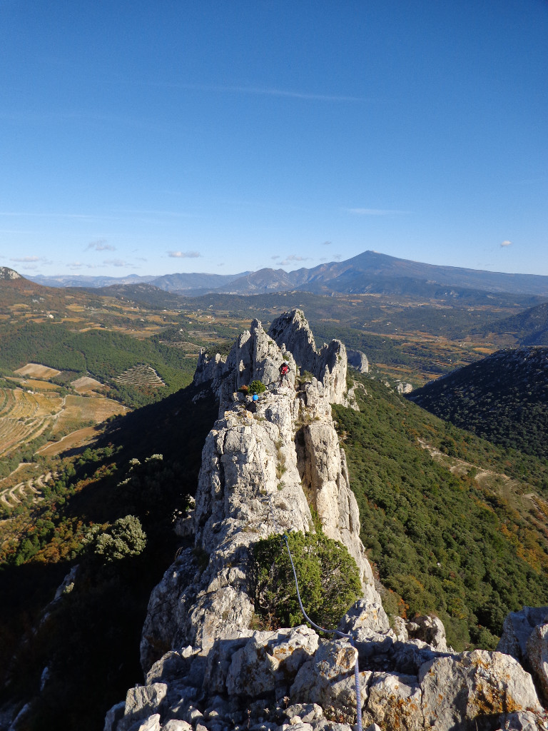 Dans la fin de L10 avant de reprendre le sentier en vire direction le sommet du Turc