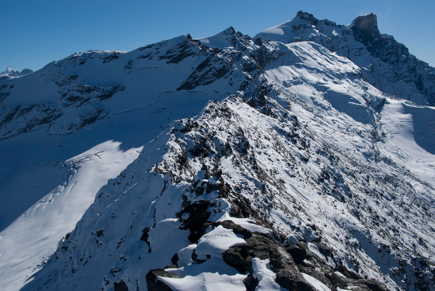 Sur l'arête entre Parrain et Chamois