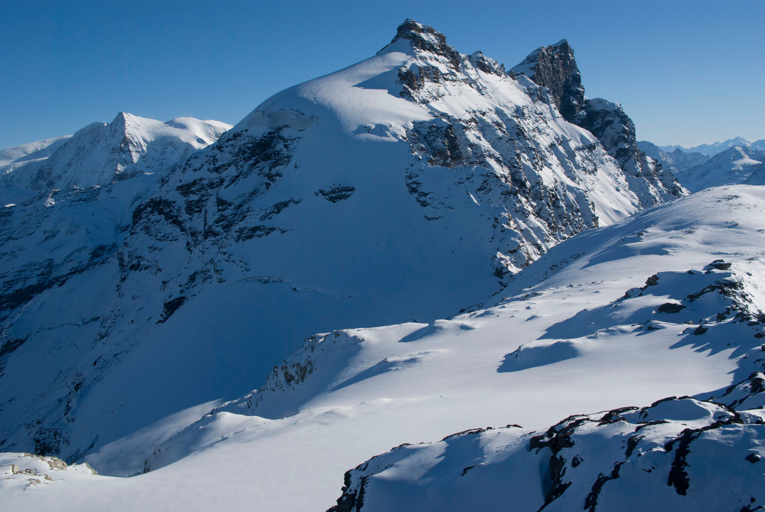 Depuis la pointe des Chamois : le Mont Blanc de Cheilon, la Sâle et le Pleureur