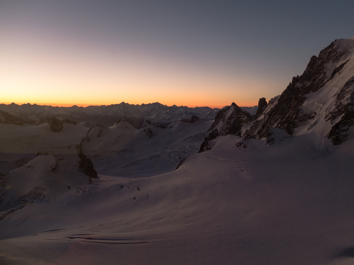 Au moins on aura assisté au levé du soleil !