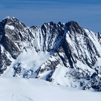 Schreckhorn et Lauteraarhorn