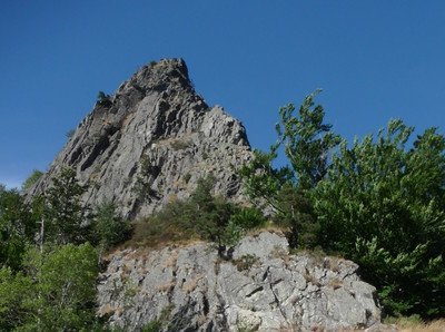 L'arête du Coin de la Scie vue du pont. L'arête du Coin de la Scie vue du pont.