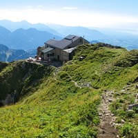 Le refuge de la Dent d'Oche
