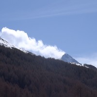 Impressionnant : http://ailes-aimant-air.blogspot.ch/2016/03/la-dent-blanche-en-eruption.html et https://www.youtube.com/watch?v=teZvD-5aAXI