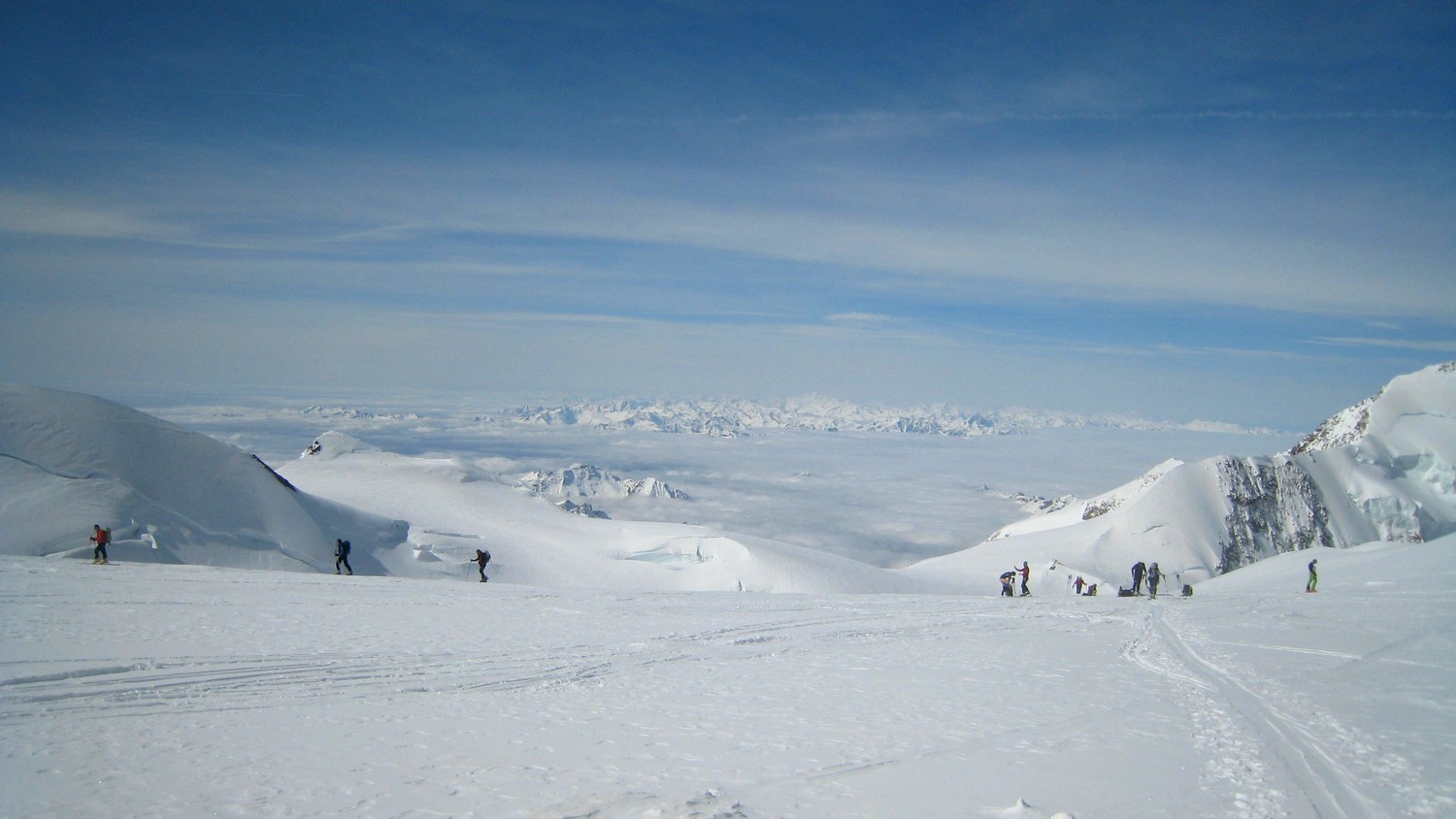 l'Italie sous les nuages