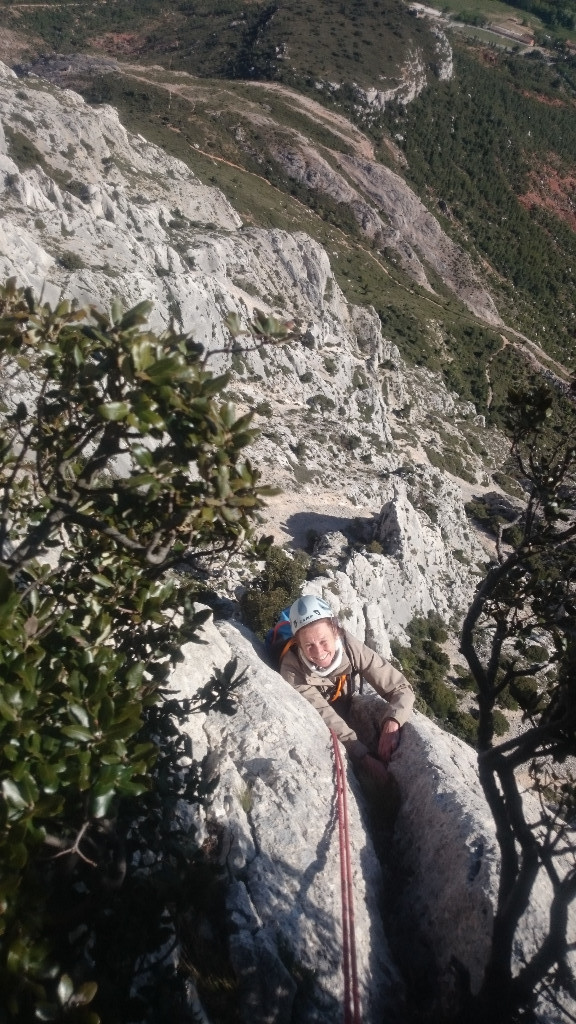 Dernier relai : l'arête en arrière plan