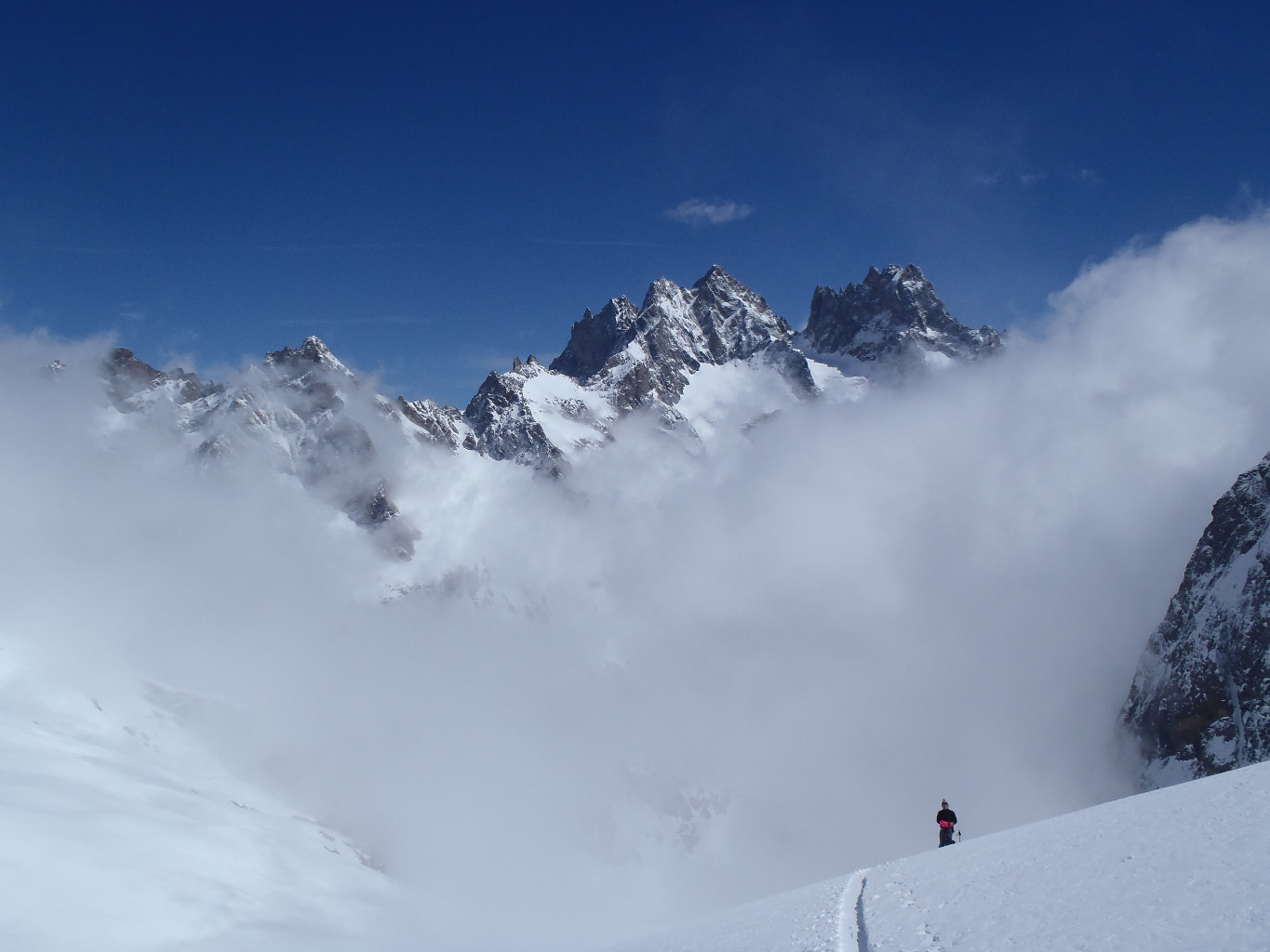 Dans la montée
