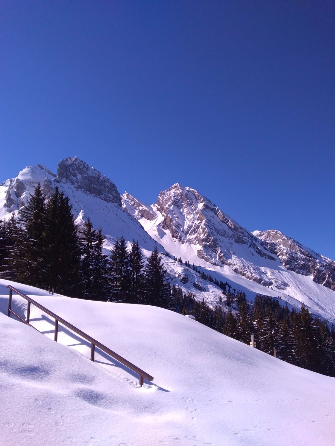 Couloir NO du Paré de Joux au soleil