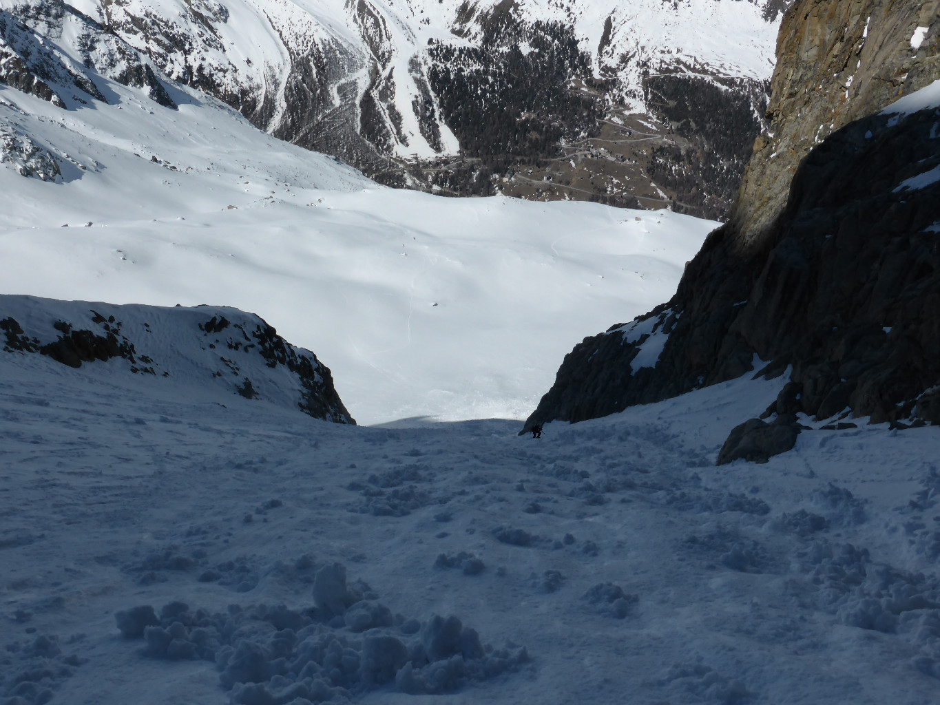 Bas du couloir ravagé par une coulée