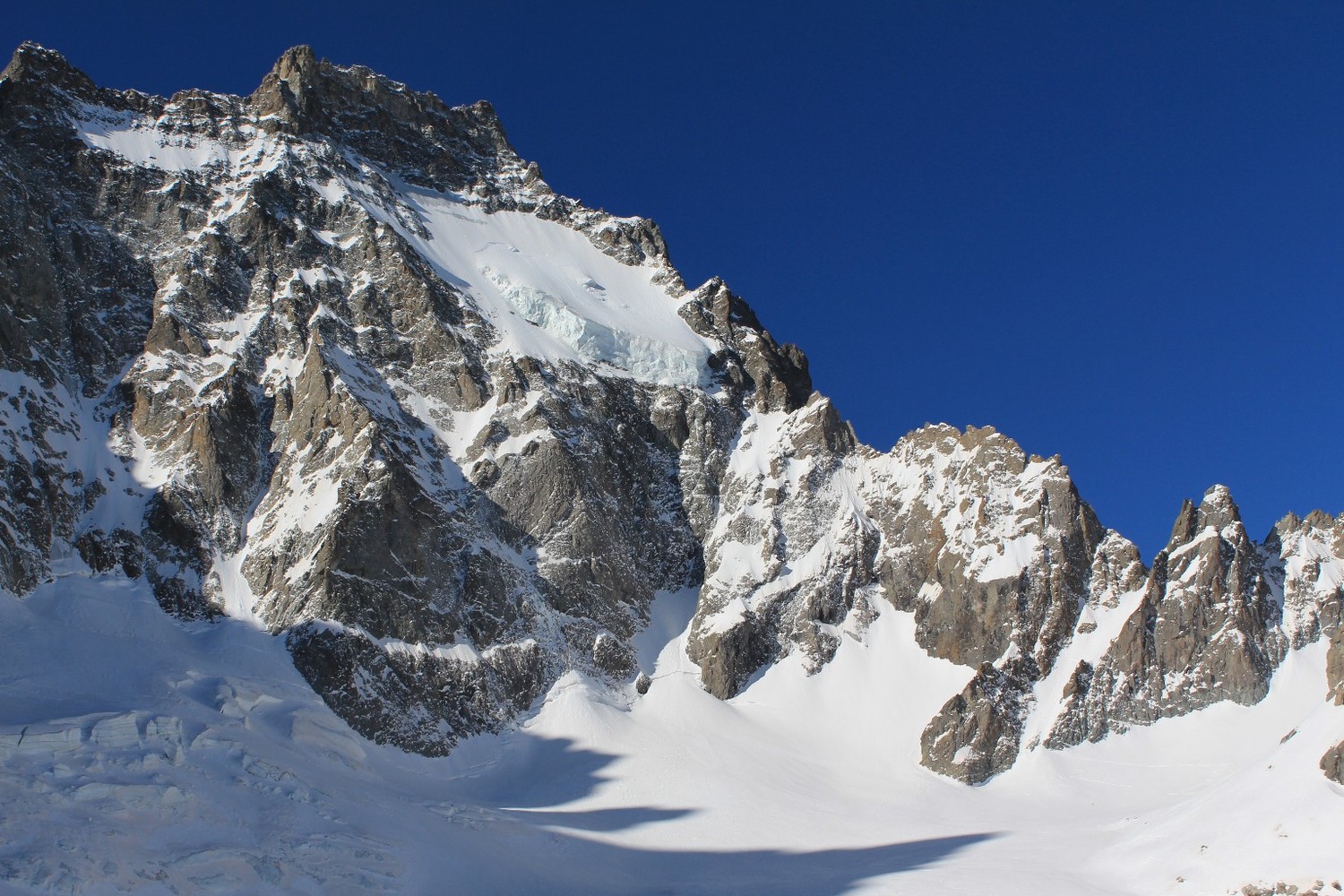 L'Ailefroide Orientale et le Col de Coste Rouge