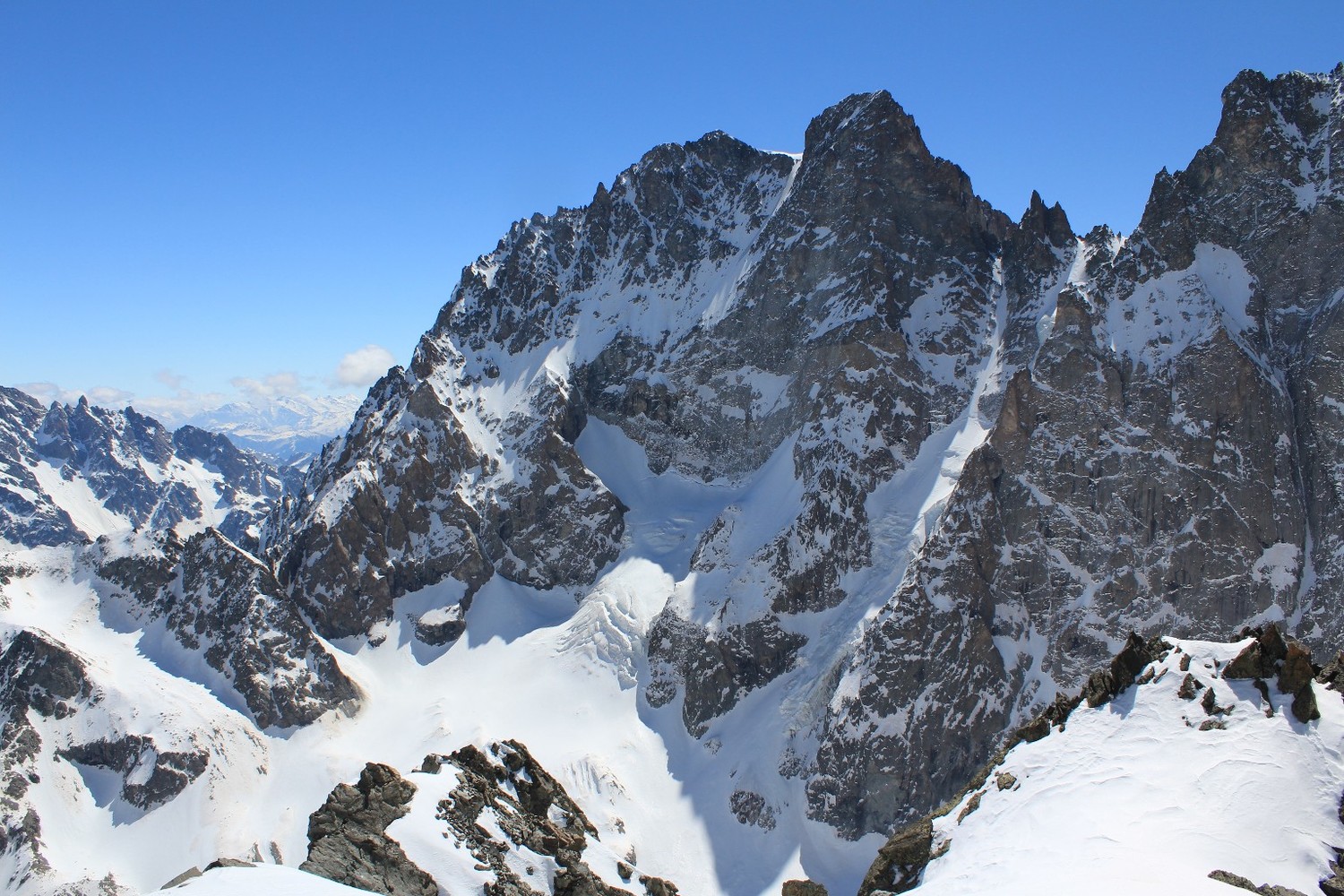 Le Mont Pelvoux vu de la Bosse 3343m du Pic Coolidge