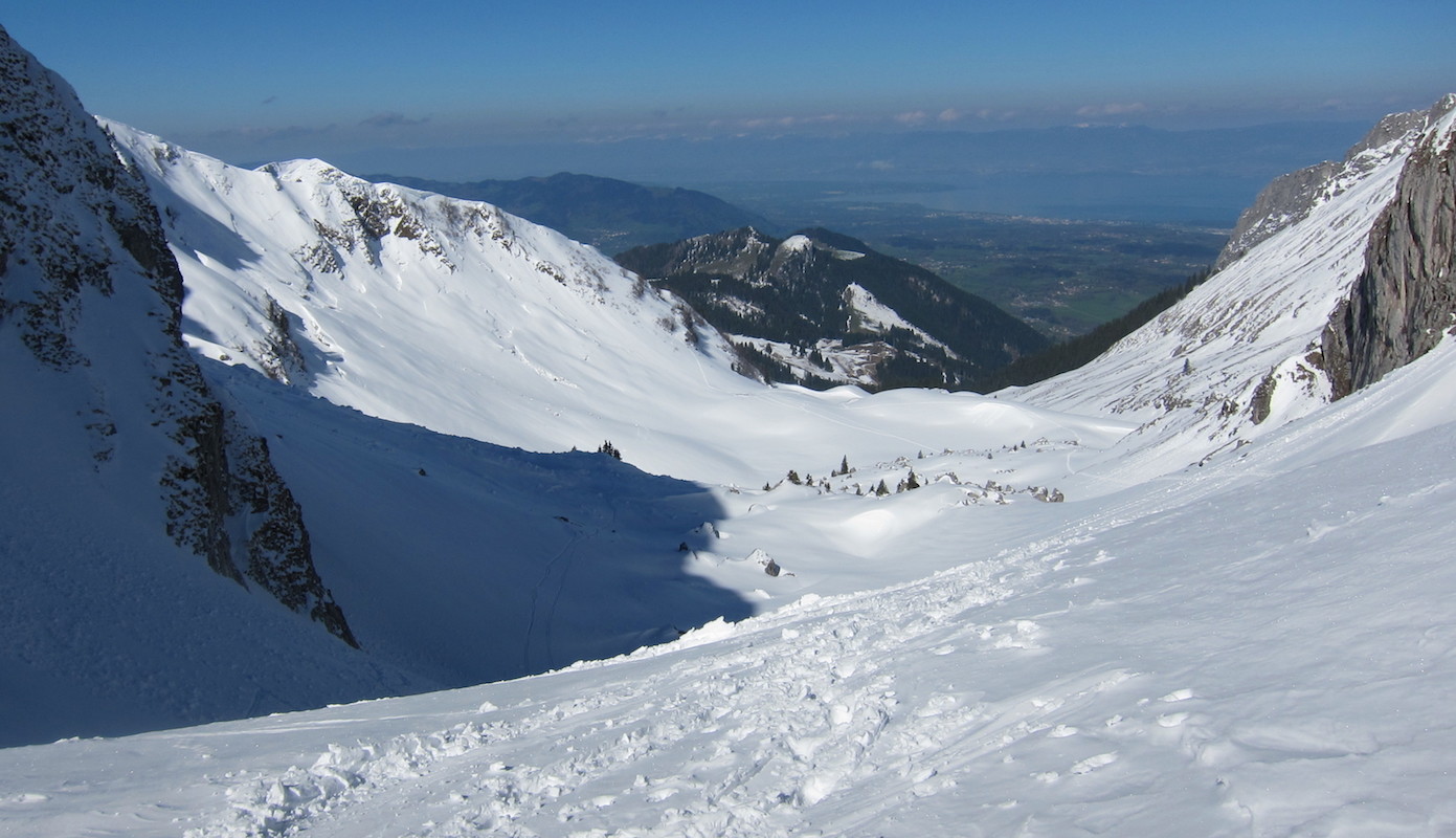 Au fond, le Léman