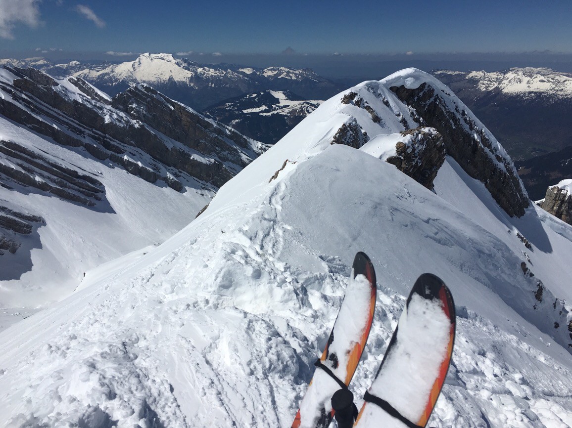 Au petit col en contrebas de Tête Pelouse