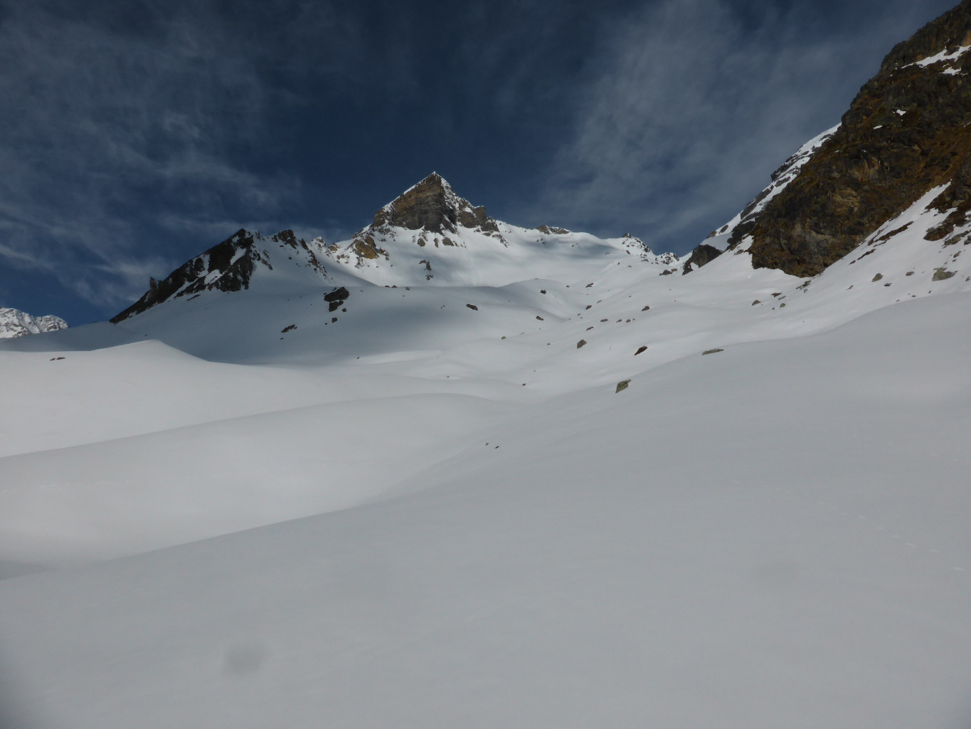 Remontée de la combe au S de Plan Tsardon