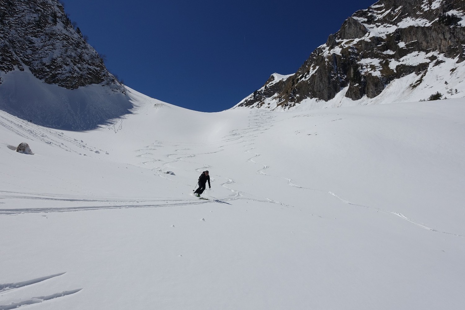 Descente depuis le col du Tsermon