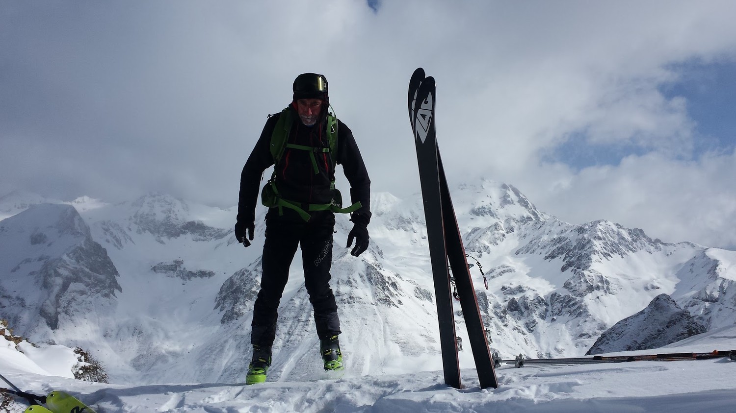 Roland Motivé au sommet d'Yzes