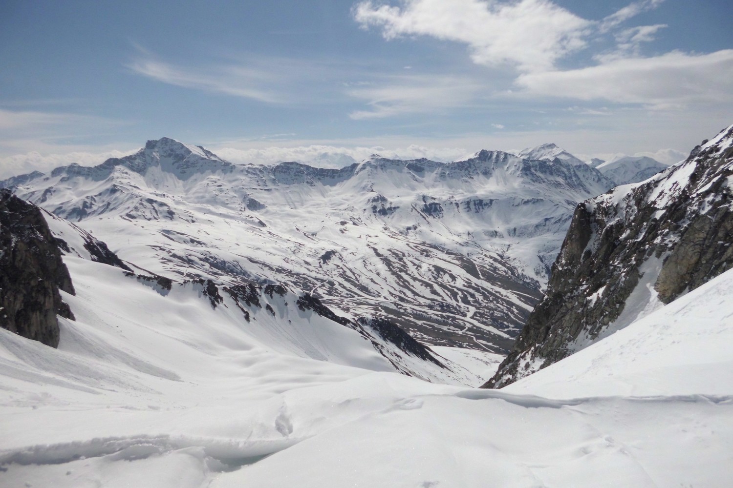 Vue sur le cheval noir depuis le col de Sarvantan