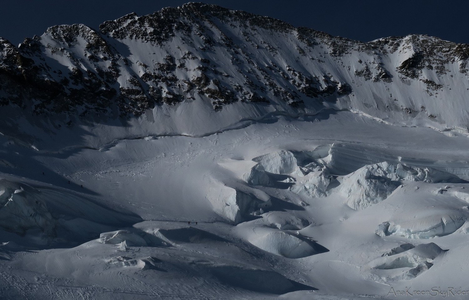 Les copains dans les Seracs du Dôme
