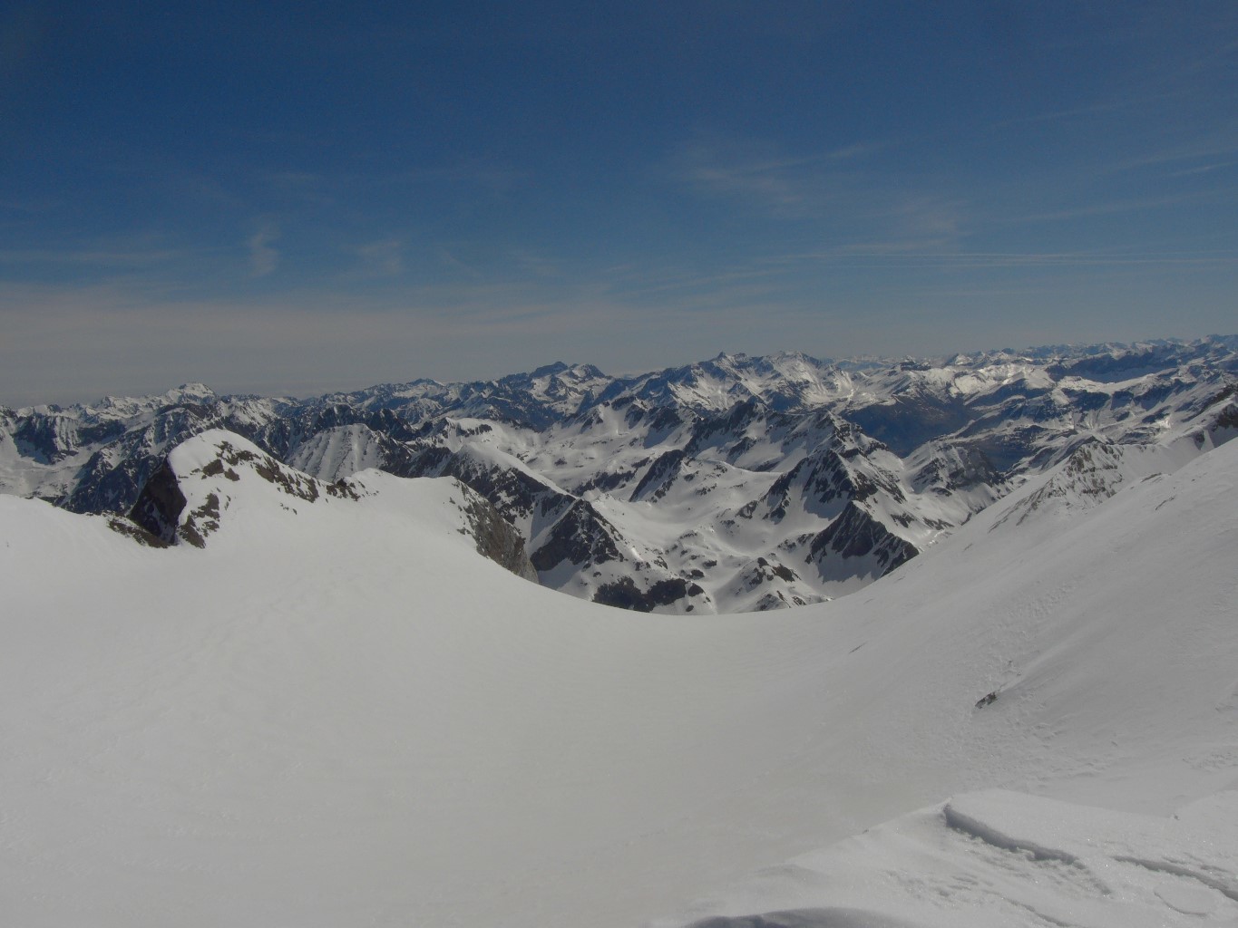 Glacier d'Ossoue, bien enneigé, puis Néouvielle, Pic Long...