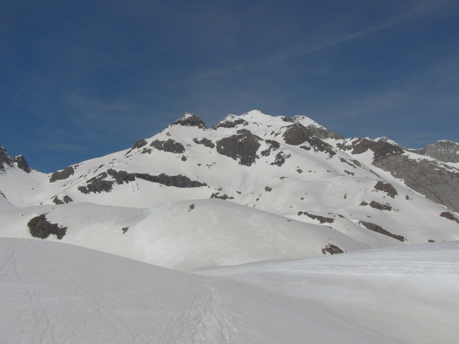 Le Grand pic de Tapou, depuis les Lacs de Montferrat.