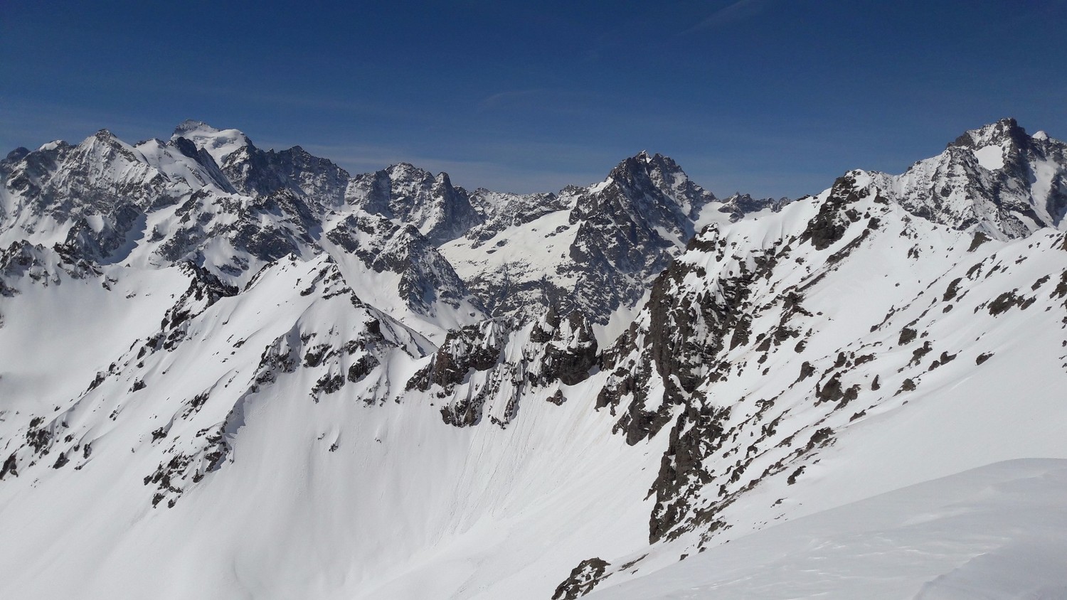 Du Pic E de Combeynot, vers le SW