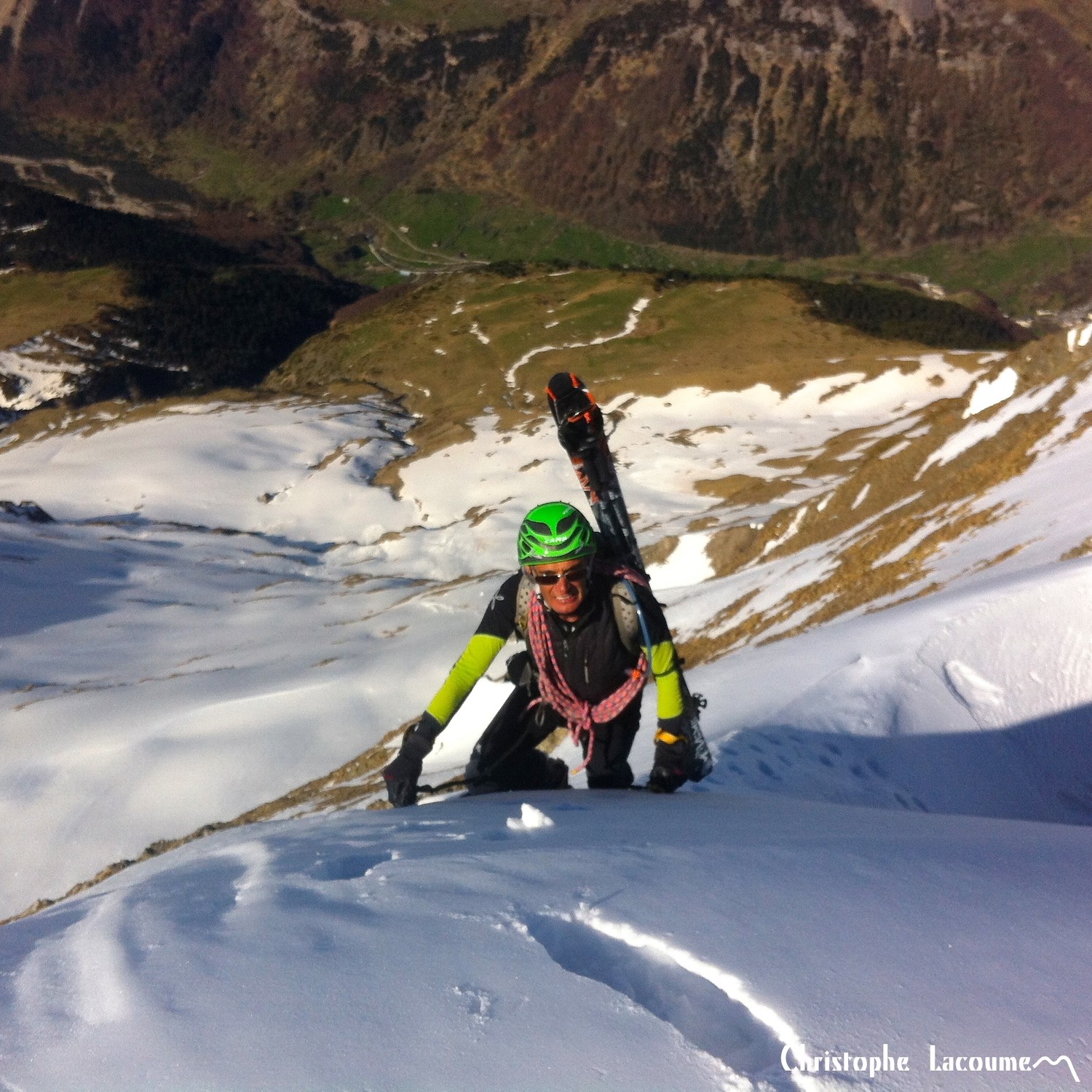 Là crampons et piochons bien ancrés