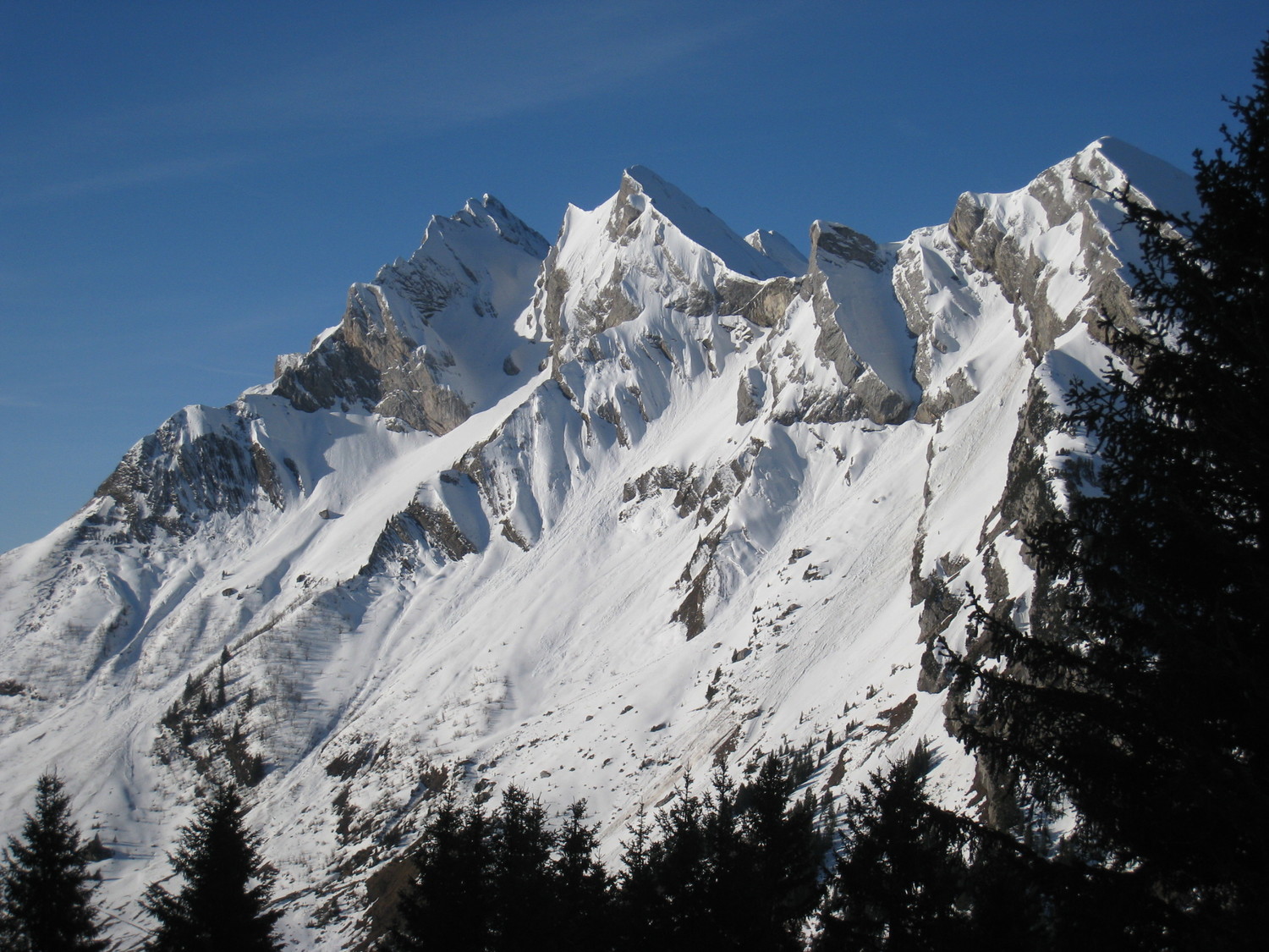 regard versBlonnière-Chatelet- Merdassier , Aig Calvaires