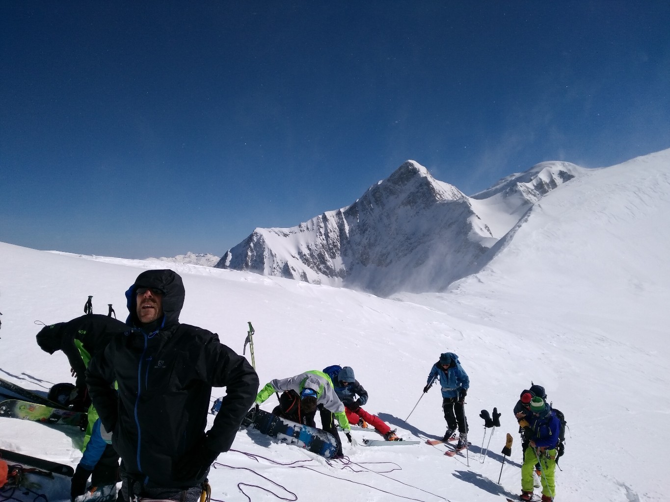 Arrivée au col, bien venté...