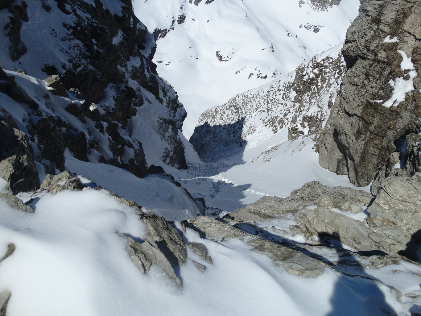 Haut du couloir, la partie large