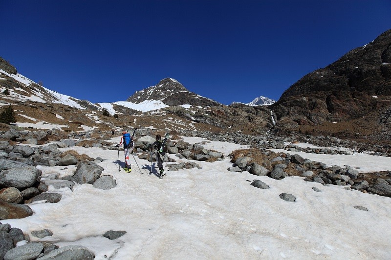 Tratto a piedi verso la Bignami