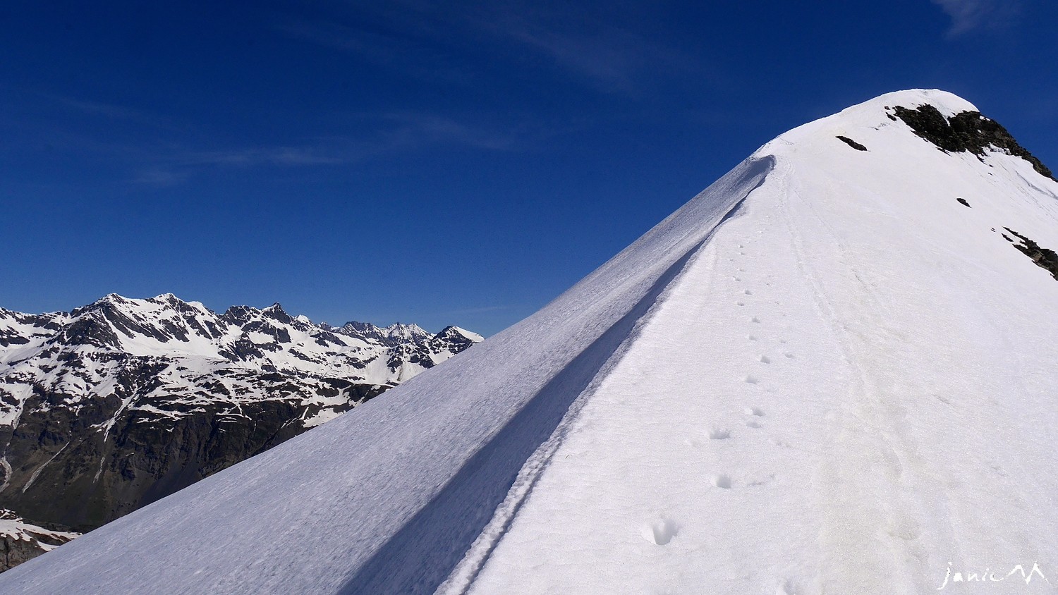 L'arête S