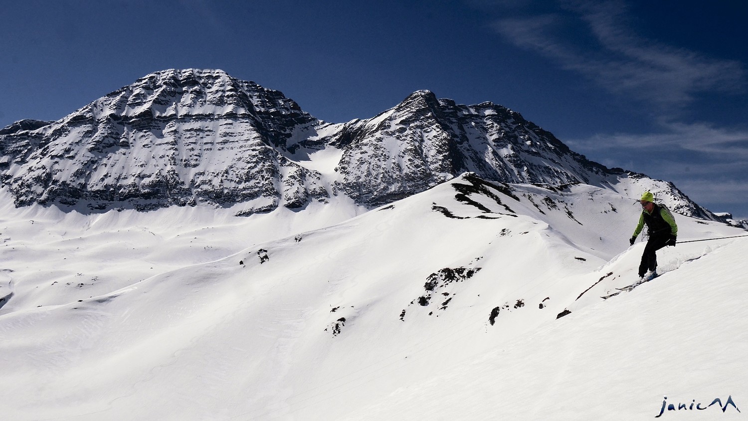 Descente de la combe SE