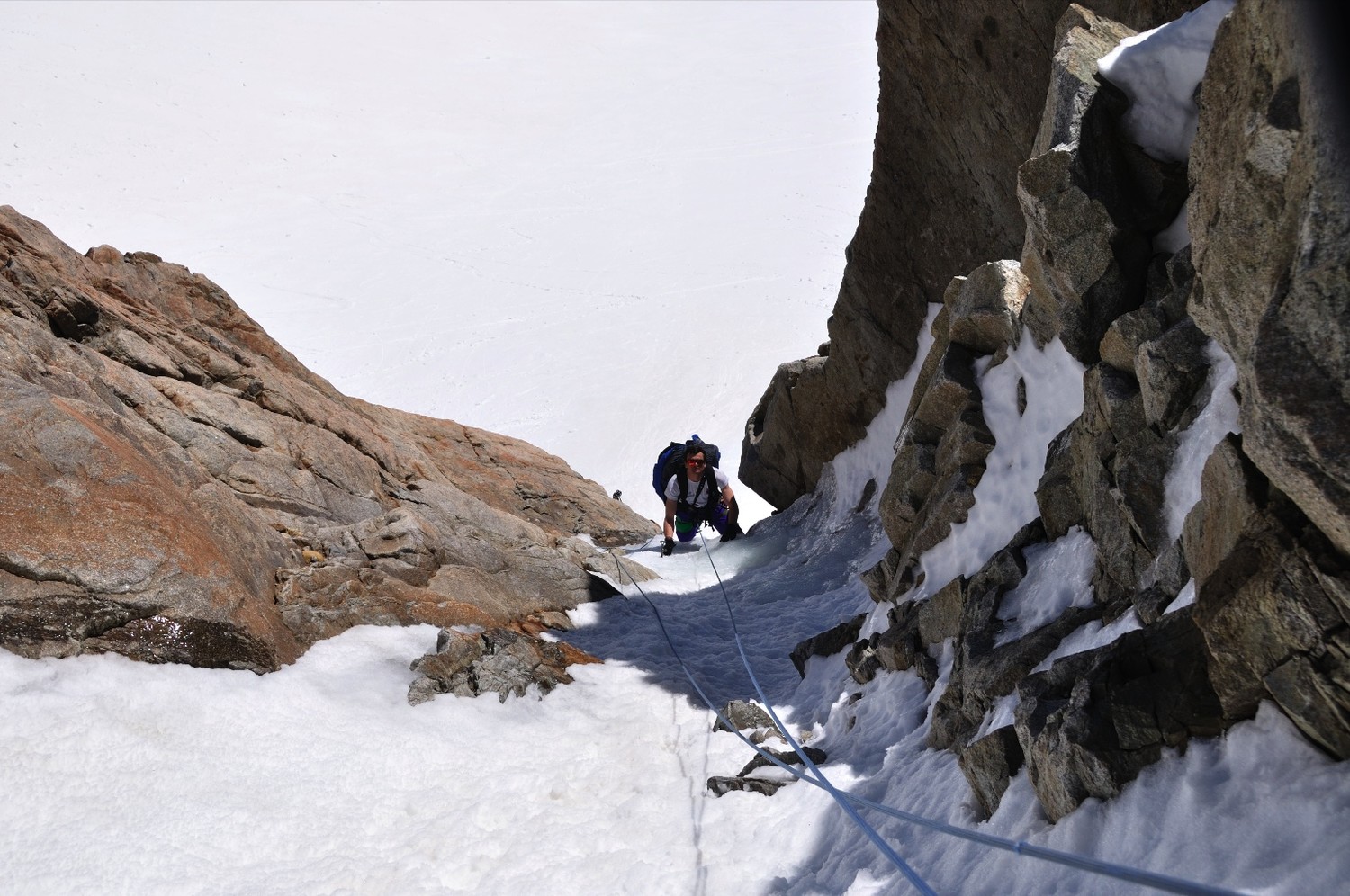 Antoine sort du ressaut en glace