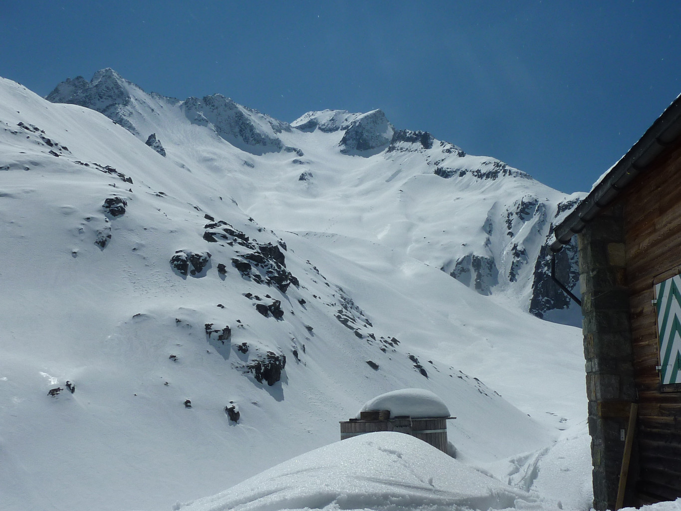 Piz Giuv depuis Etzlihütte