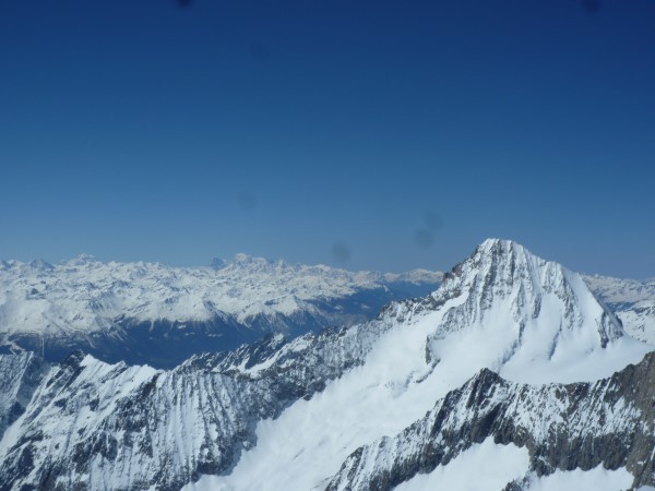 Au loin le Mont Blanc