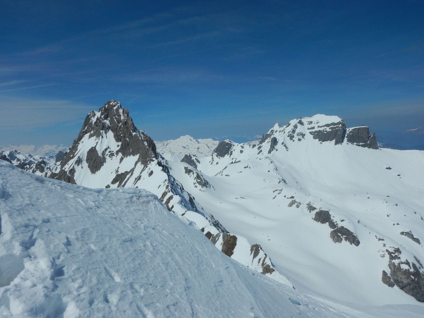 Aiguille de la Nova