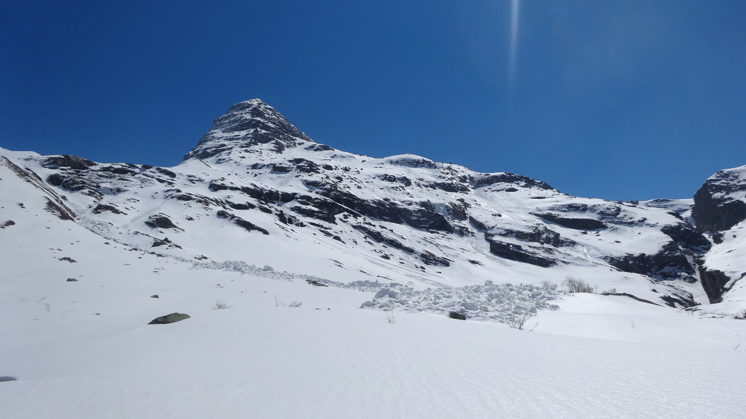 Descente directe; ancienne avalanche de glissement