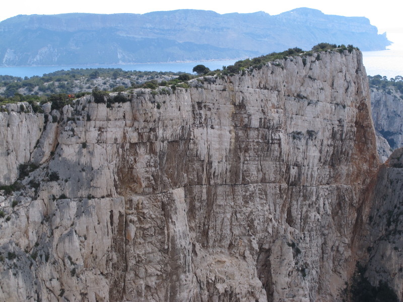 Le haut de la face, des rappels et de la ligne d'ascension