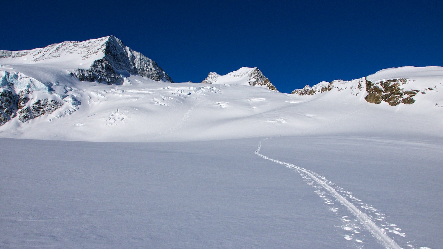 Montée au Wellhornsattel