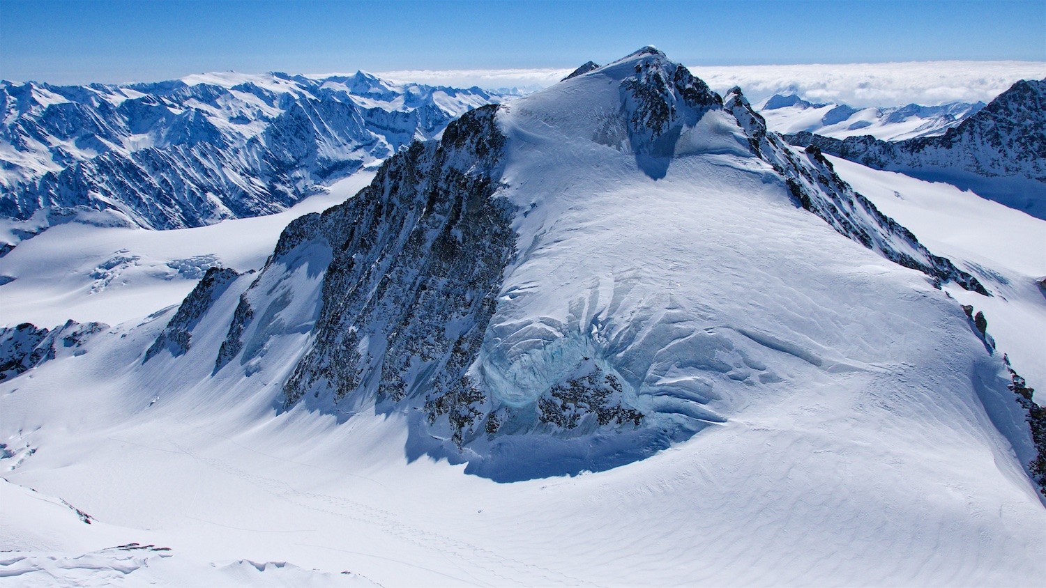 Face WNW du Mittelhorn