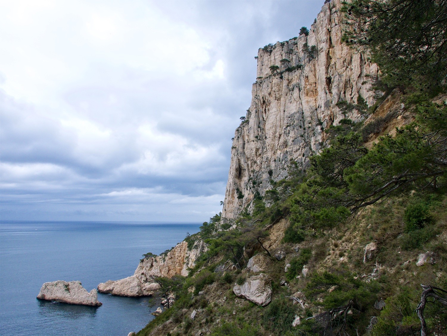 Vers les corniches Paretti