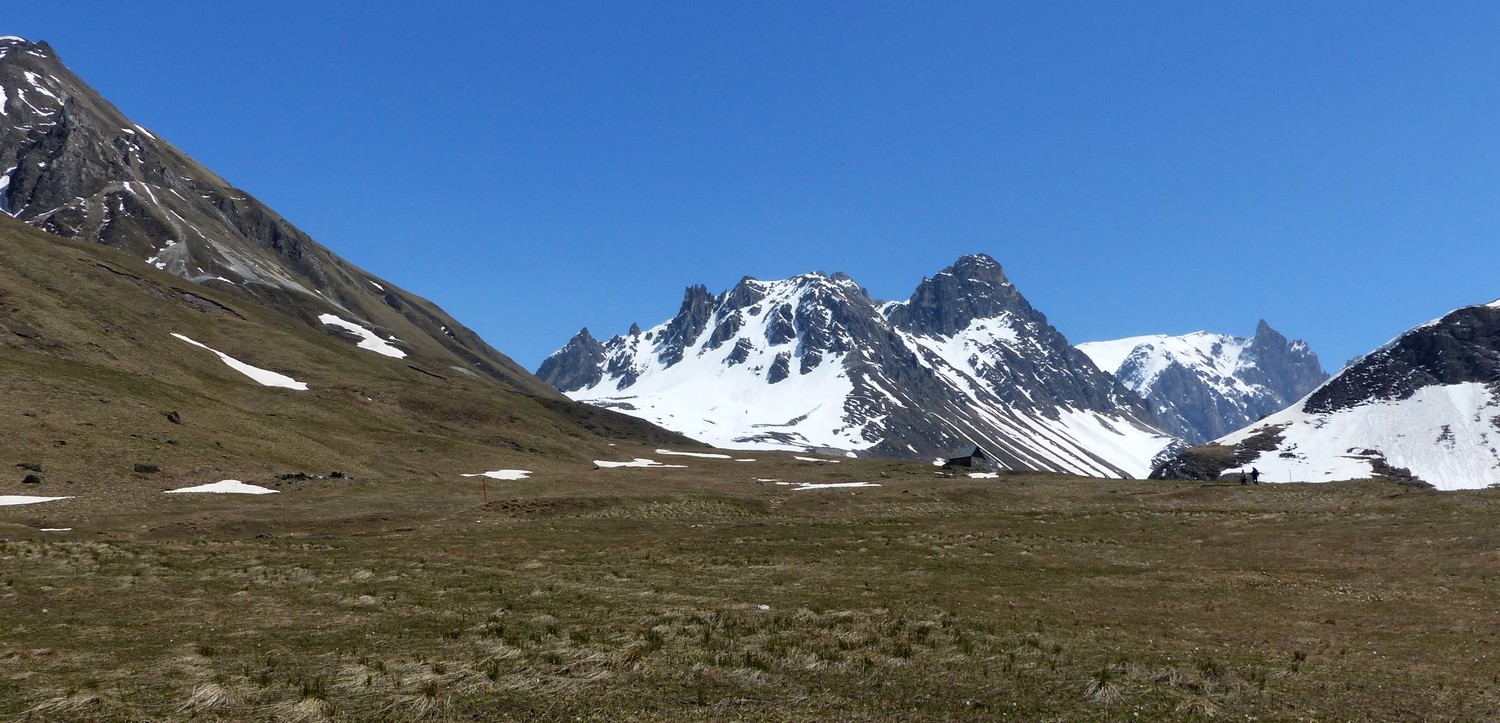 Vue depuis la route à Plan Lachat.