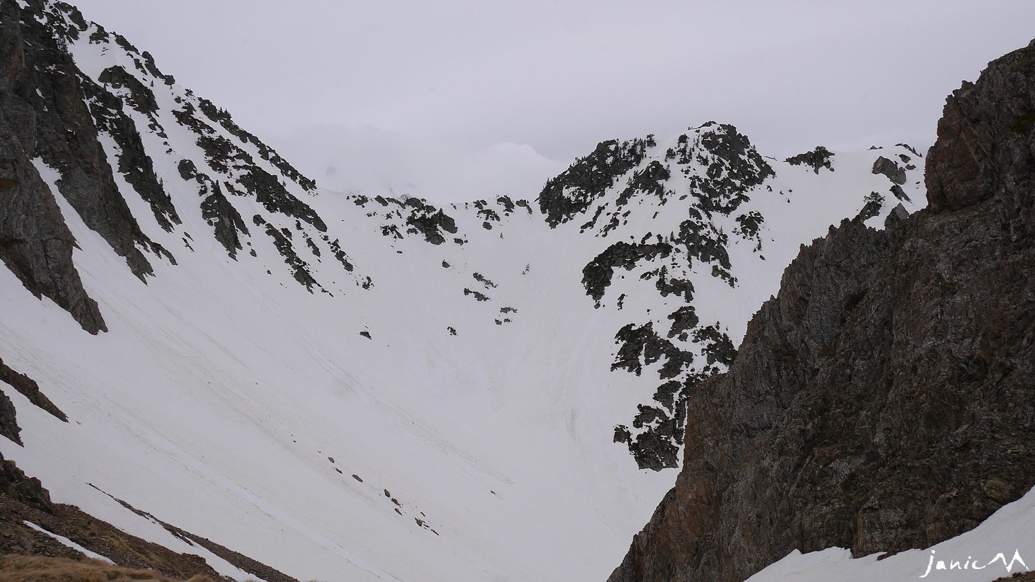Du col de la Borne le Pic d'Izes