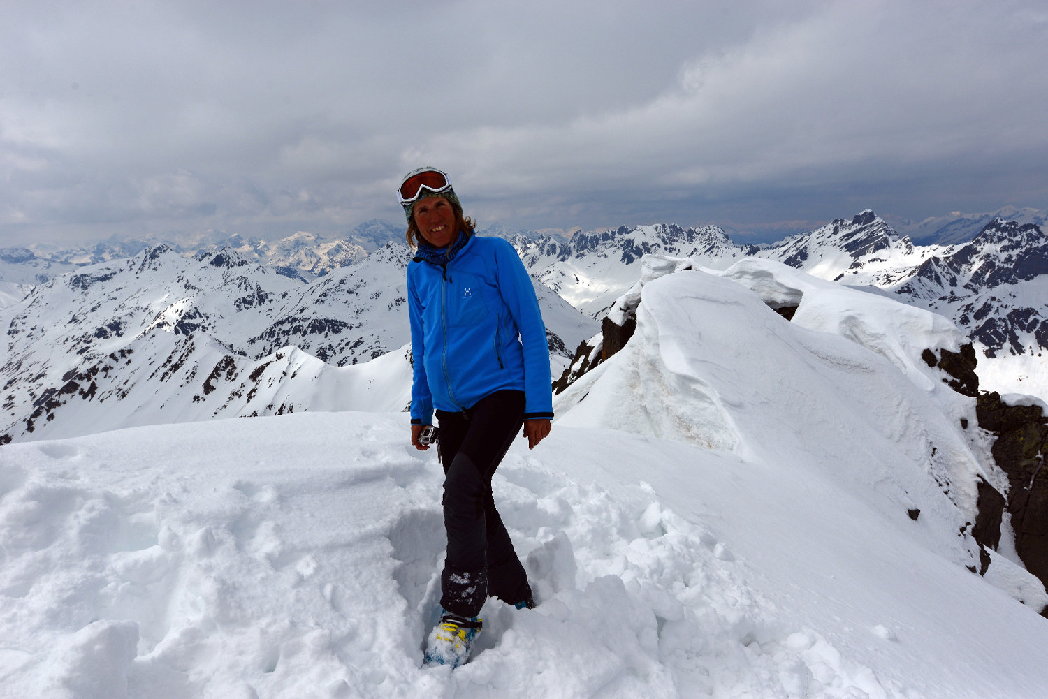 Nadia sulla cima del Chüealphorn 3077m