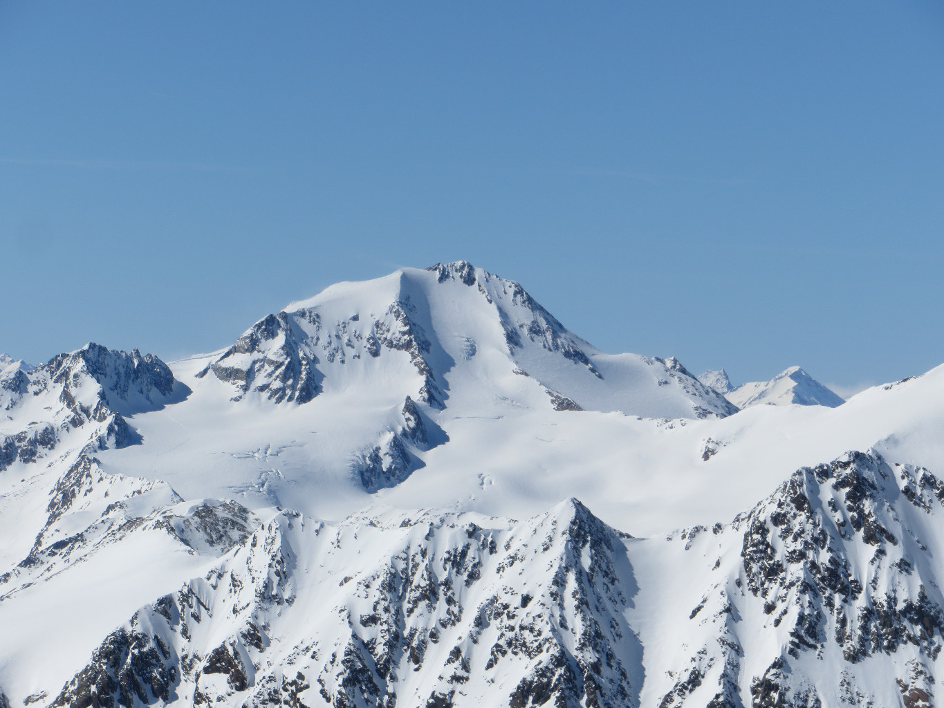 Weisskugel N and E from Similaun