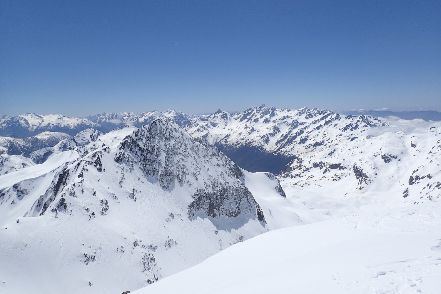 Vers Belledonne Sud, on vient de tout là bas !