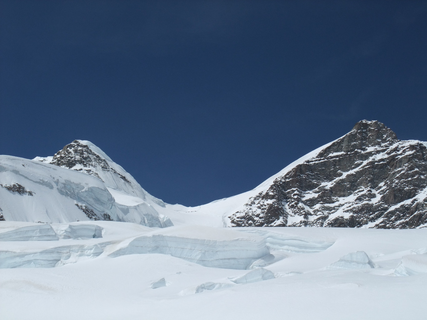 Rottalsattel entre Rottalhorn et Jungfrau