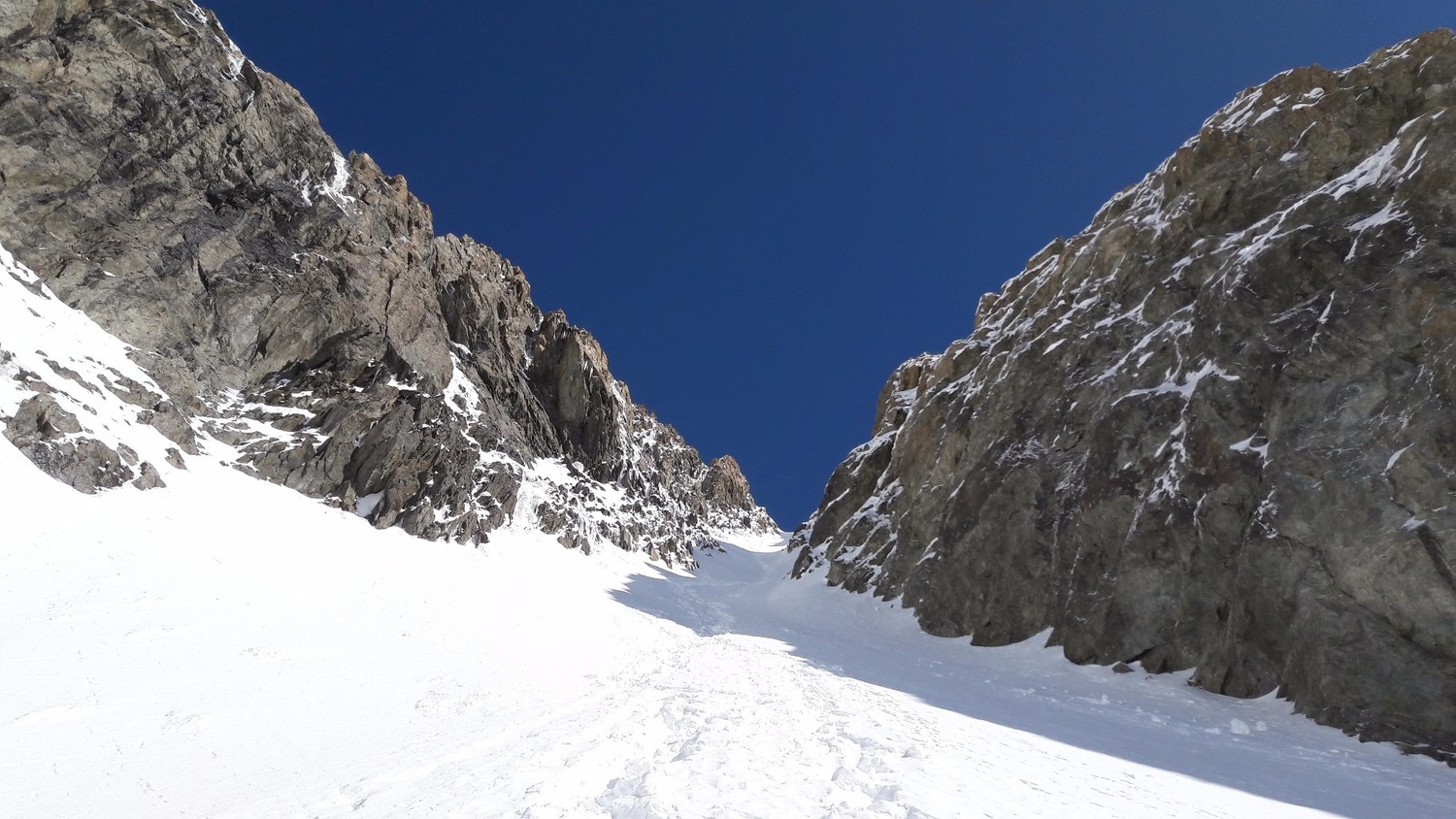 L'entrée du couloir S de Roche Paillon