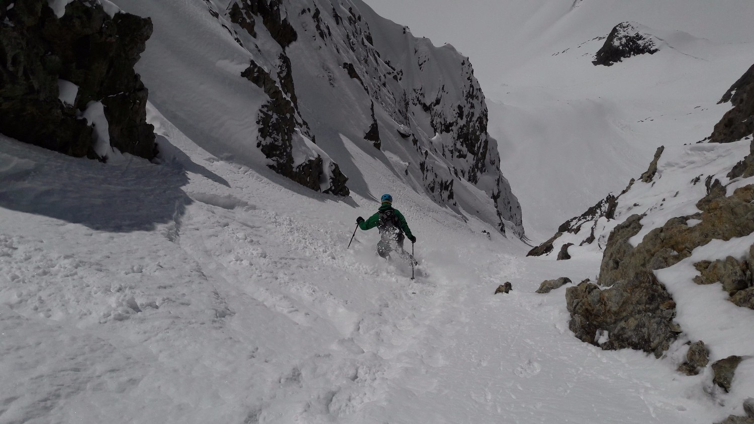 Descente du couloir S de Roche Paillon