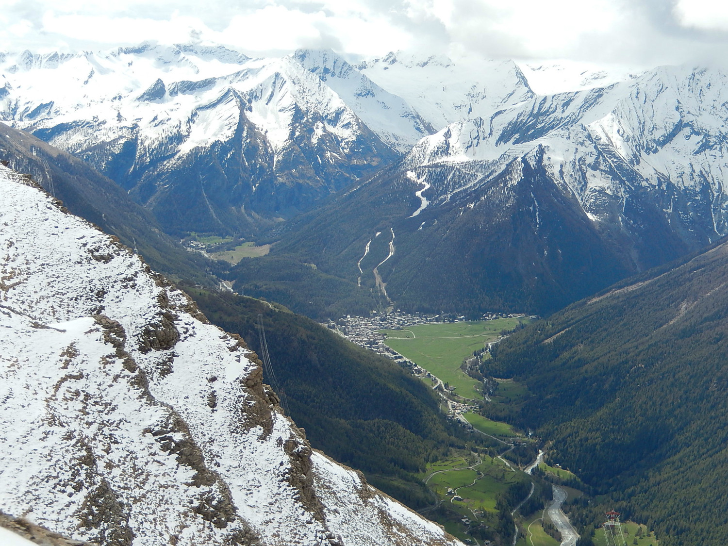 Cogne e i prati di Sant' Orso dal Bivacco Arno